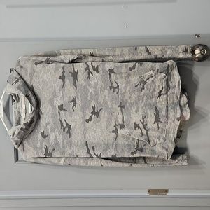 Grayson Threads Gray Camo Hoodie small